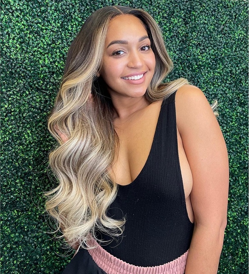 Luve Luxury Dark Hair  Body Wavy  with Blonde Highlights 13X6 Lace Front Wigs