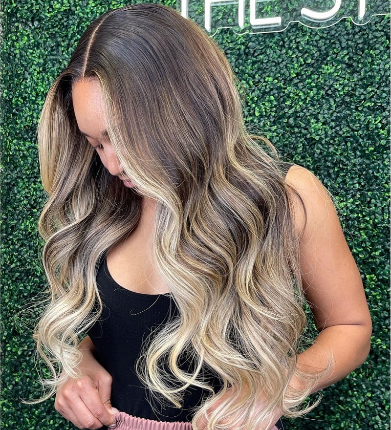 Luve Luxury Dark Hair  Body Wavy  with Blonde Highlights 13X6 Lace Front Wigs