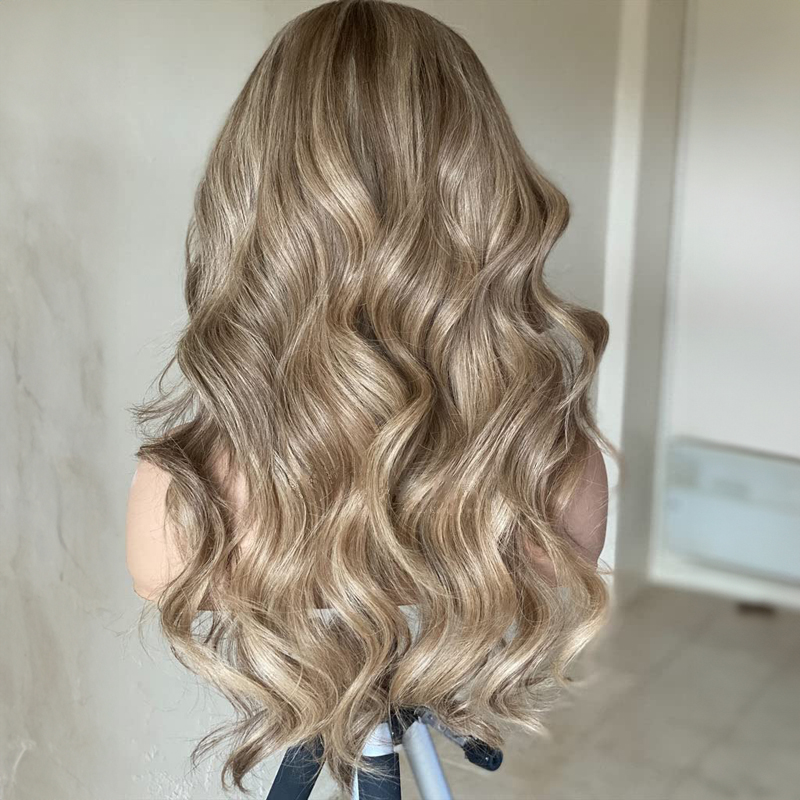 Sand Blonde Highlights Ombre Light Brown Body Wave 13×6 Lace Frontal Wig